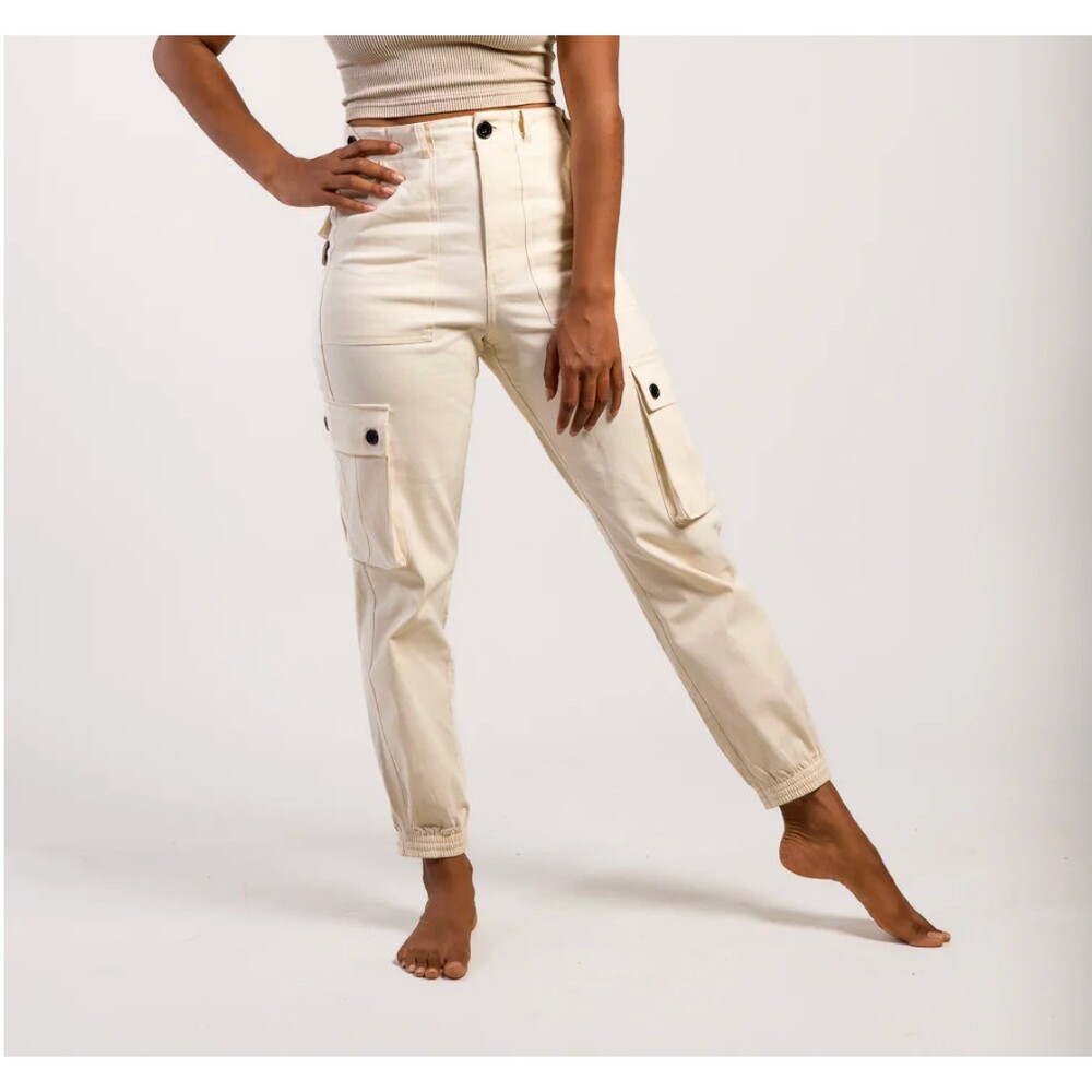 Wondery Outdoors Isabel 3.0 Jogger Pants in Salton Sea Ivory Size Medium Short